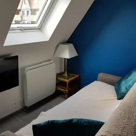 Apartment Equipped On The Edge Of *